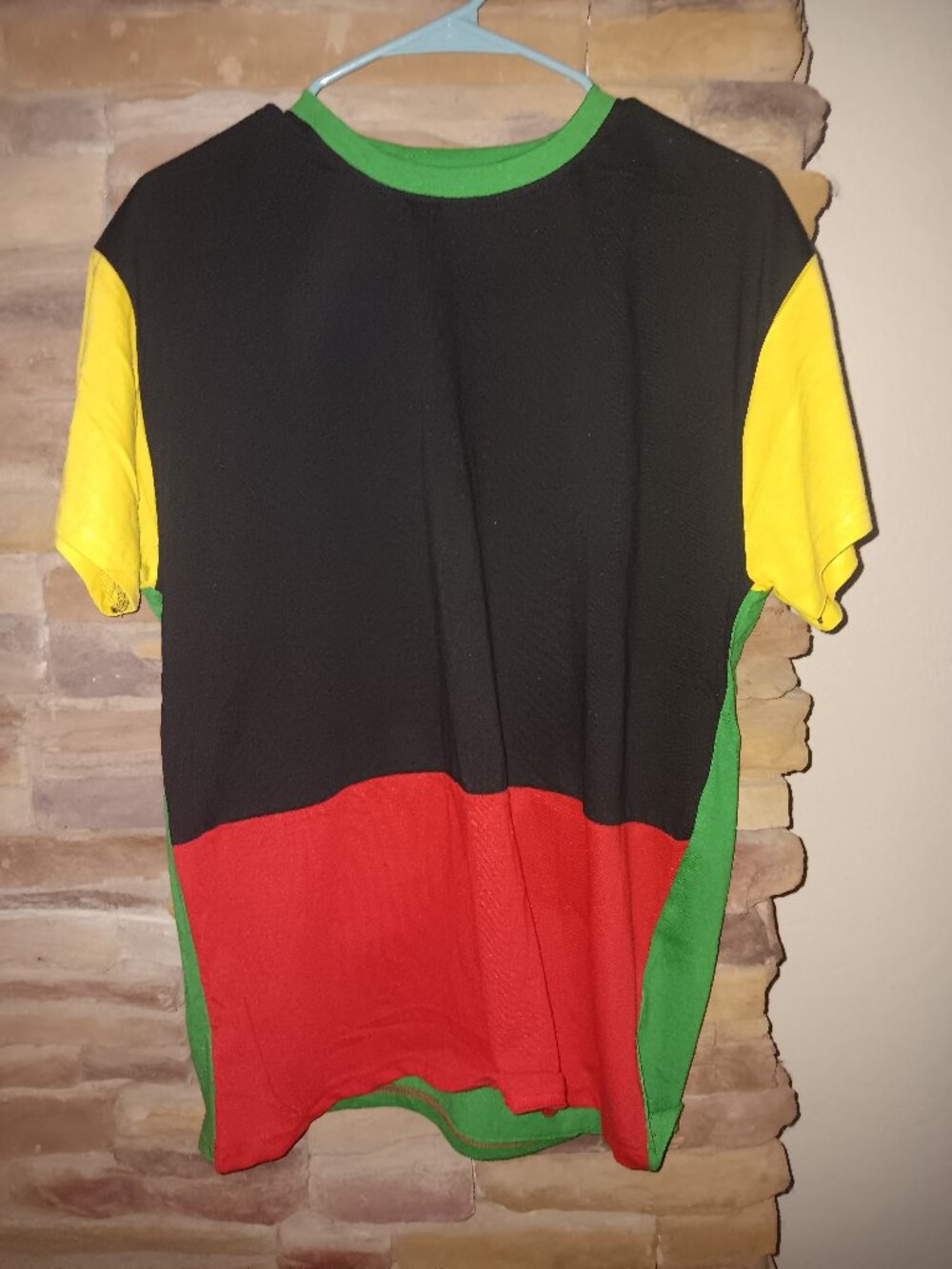Brisco Brands Color Block Tee Rasta Black Red Yellow Green Size L NWOT